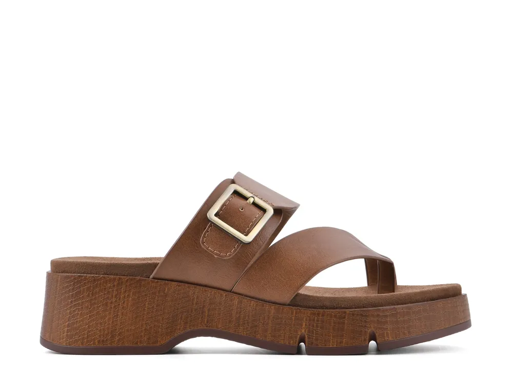 White Mountain Leftover Platform Sandal | Mall of America®