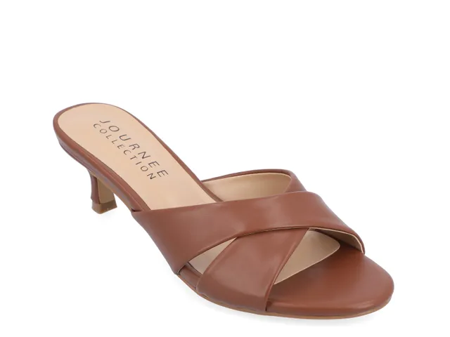 Newberry sandal discount jewel badgley mischka