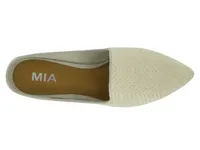 Mia sale johona mule