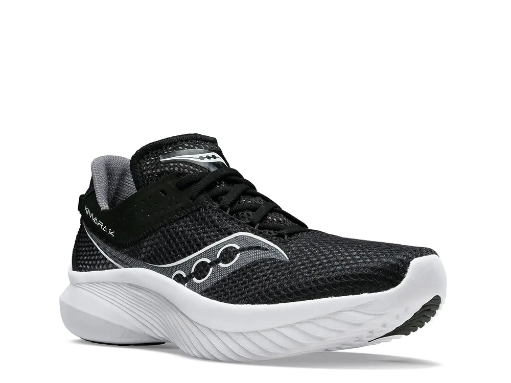 Saucony kinvara store 2 womens black