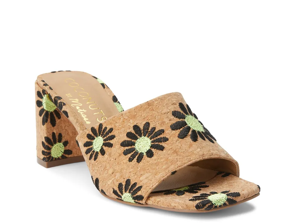 Coconuts Kristin Sandal Mall of America®