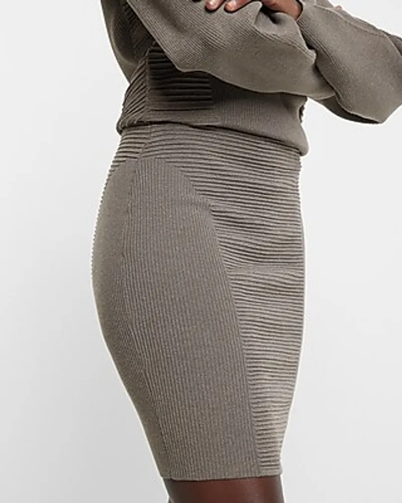 Express ribbed outlet skirt