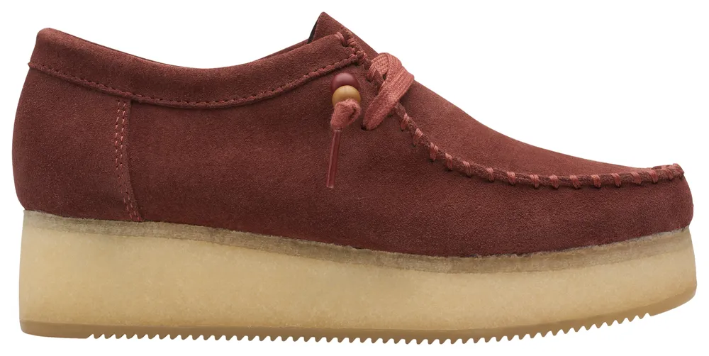 Burgundy on sale suede wallabees