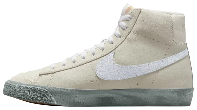 Nike blazer deals mid cream