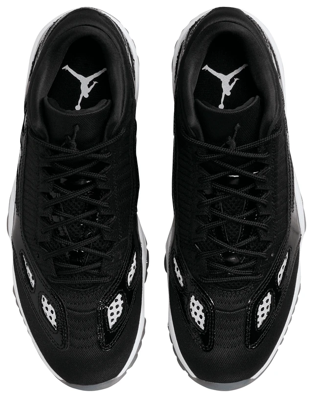 Jordan retro 11 black on sale footlocker