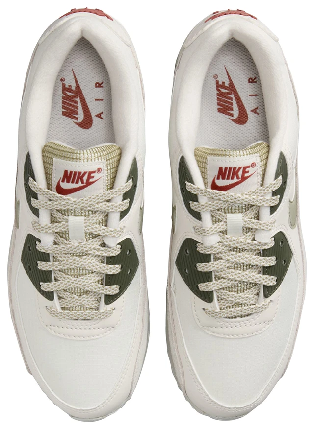 Nike air max 90 essential clearance footlocker