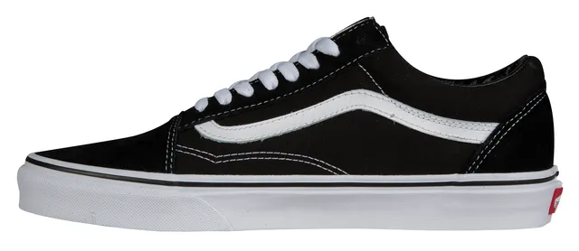 Vans old skool 2024 black and white footlocker