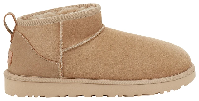 Footlocker clearance ugg boots