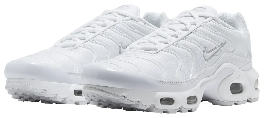 Nike air max outlet plus boys' grade school