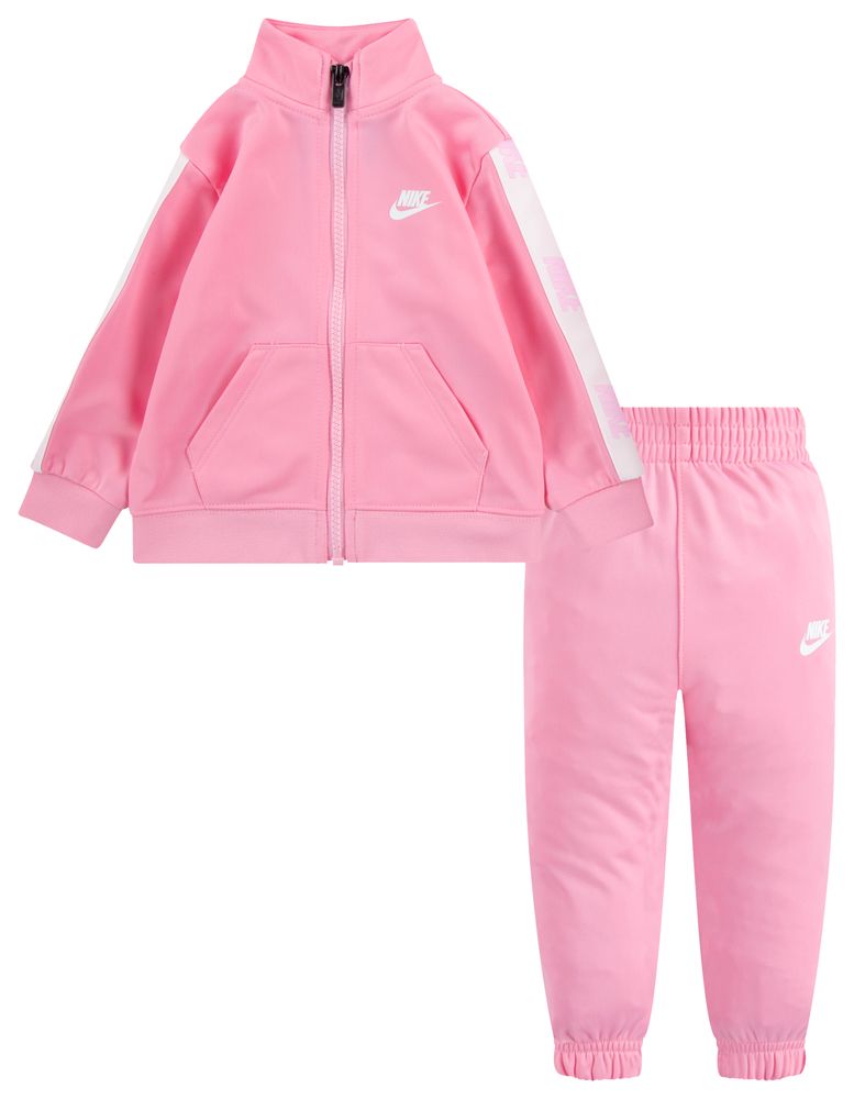 Nike clearance tracksuit footlocker