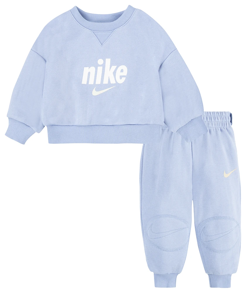 Cozy on sale nike set