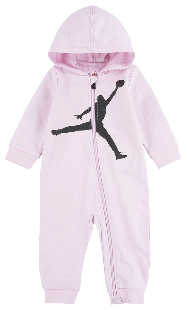 Baby girl best sale jordans newborn