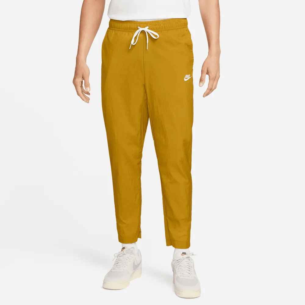 Foot locker nike online joggers