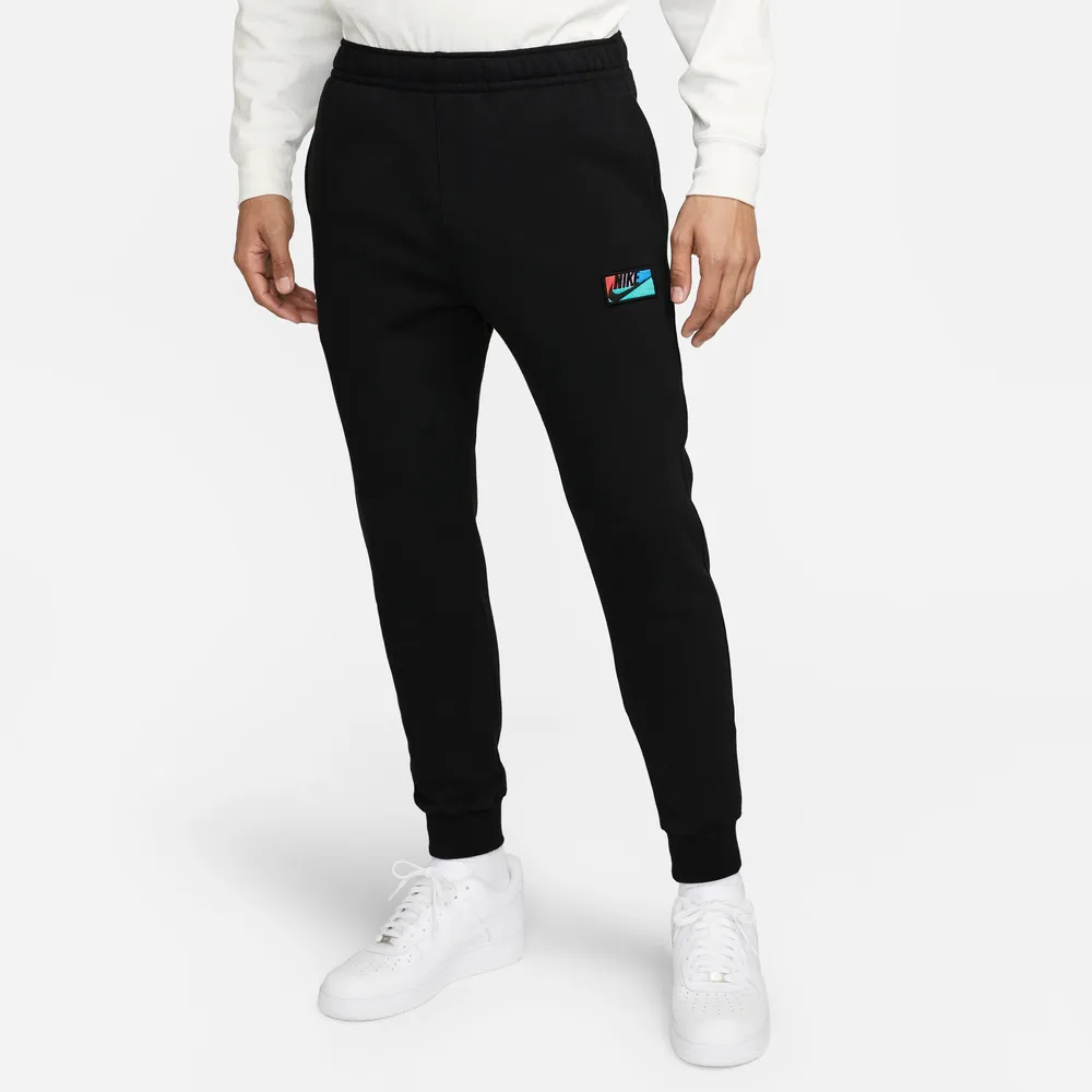 Nike 2024 sweats footlocker