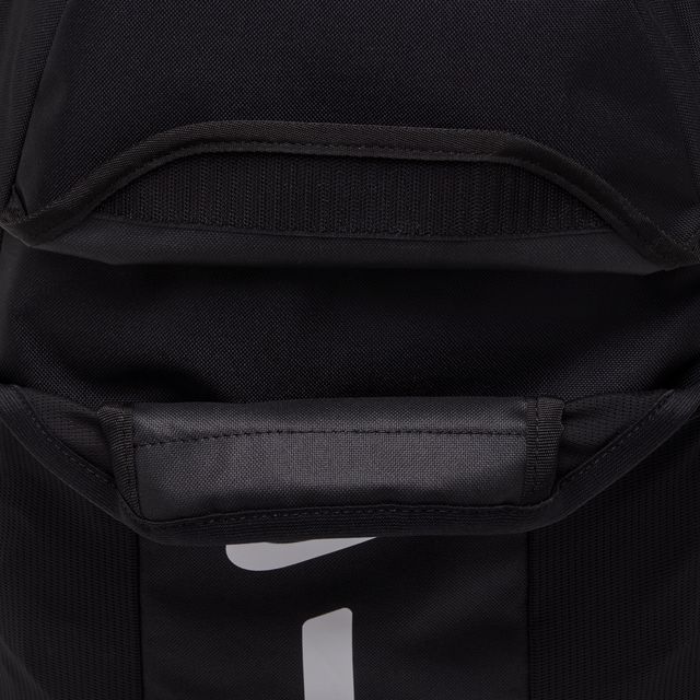 Nike elite hot sale backpack footlocker