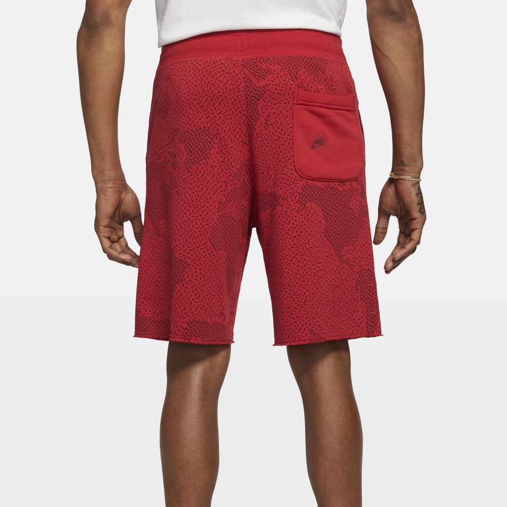 Nike alumni hot sale shorts red