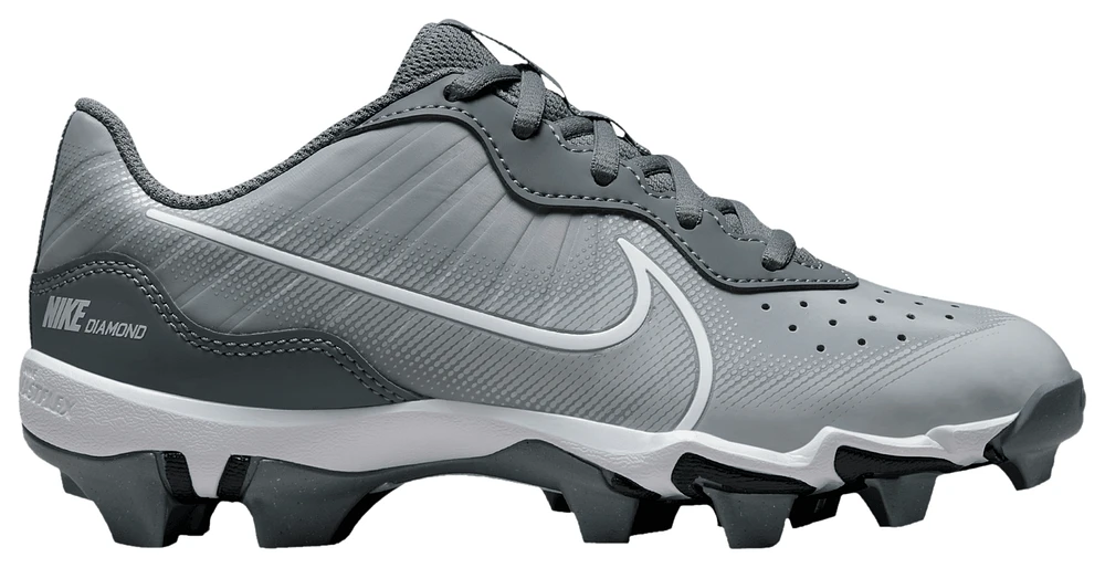 Grade school sales baseball cleats