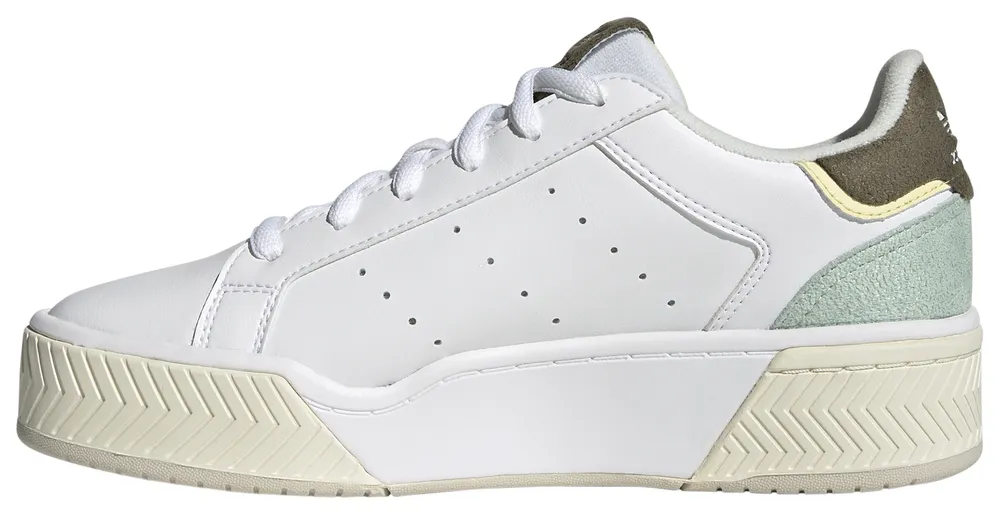 Adidas court hotsell vantage foot locker