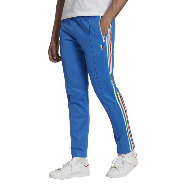 Adidas hot sale sweatpants footlocker