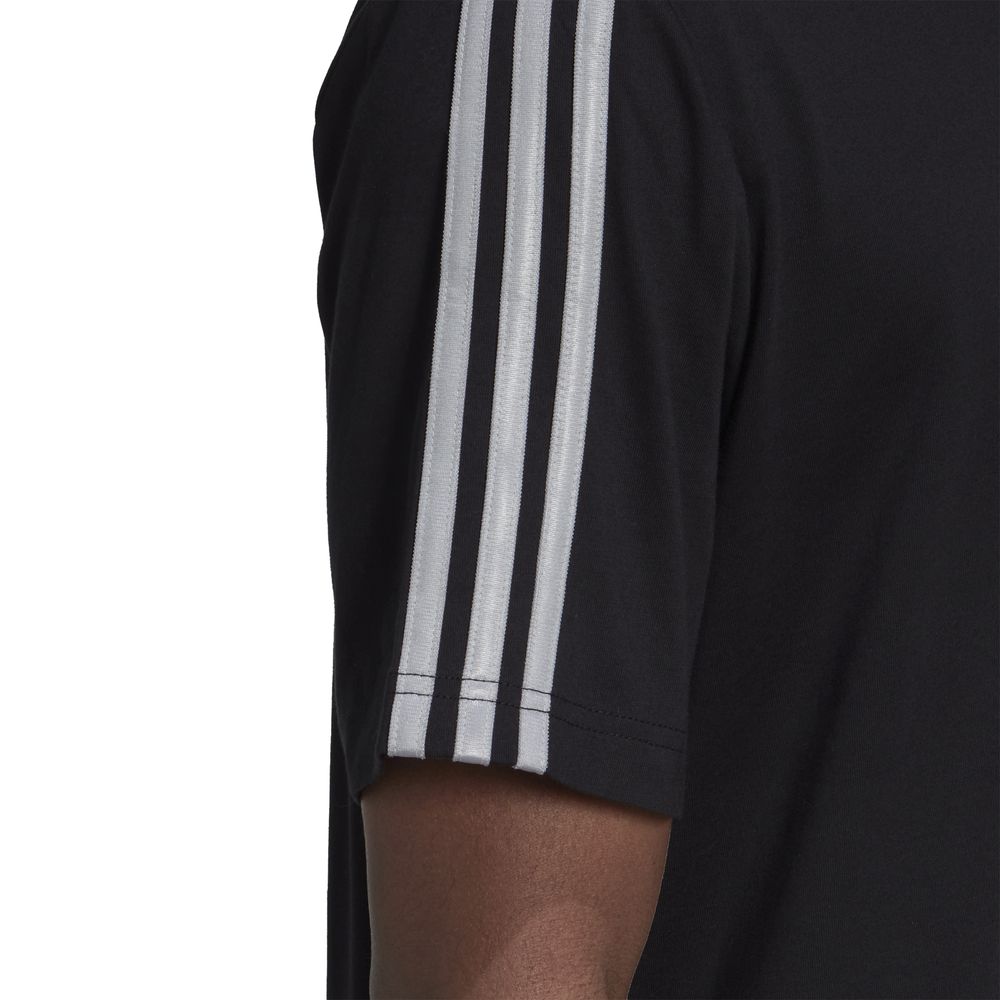 Magliette adidas 2025 foot locker