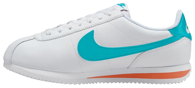 Nike cortez clearance at foot locker