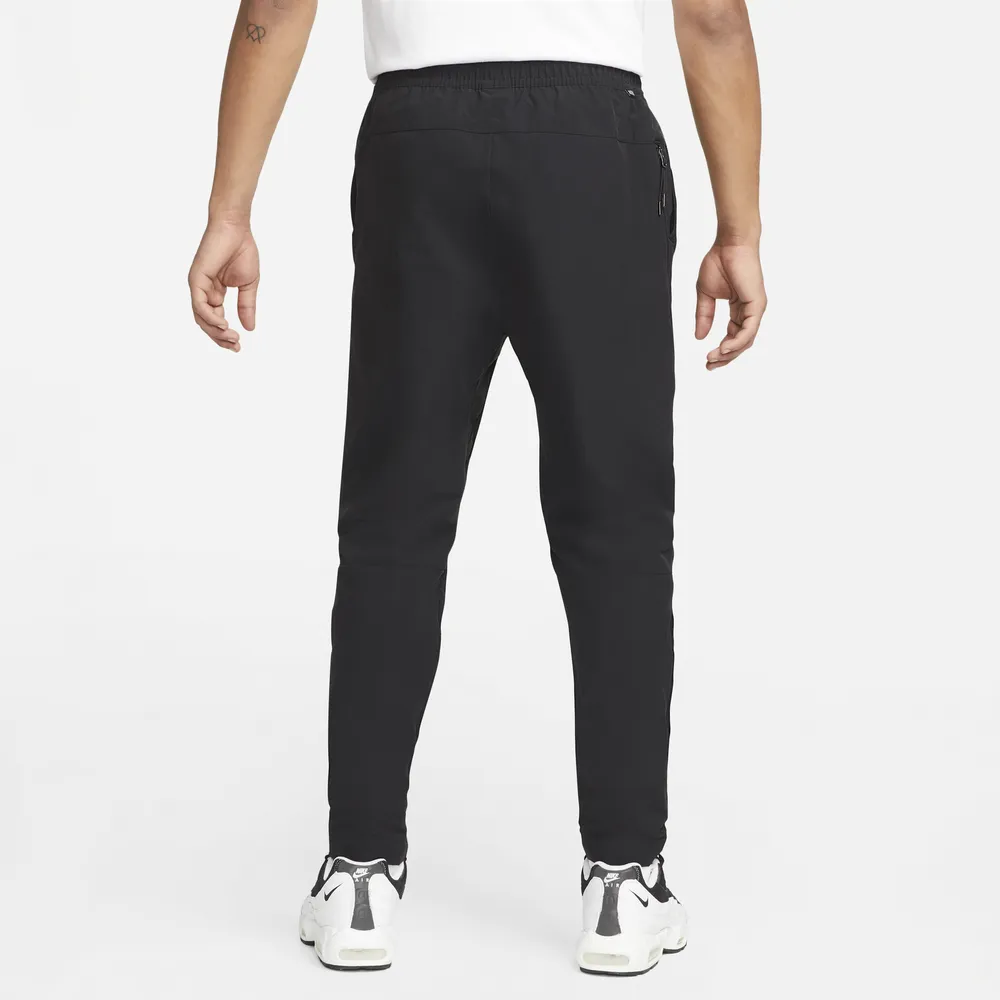 Nike Mens Woven Commuter Pants | Mall of America®