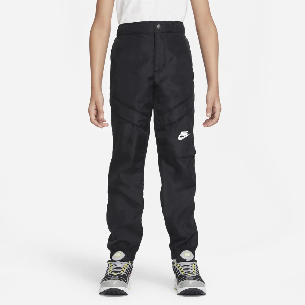 Nike clearance sweats footlocker