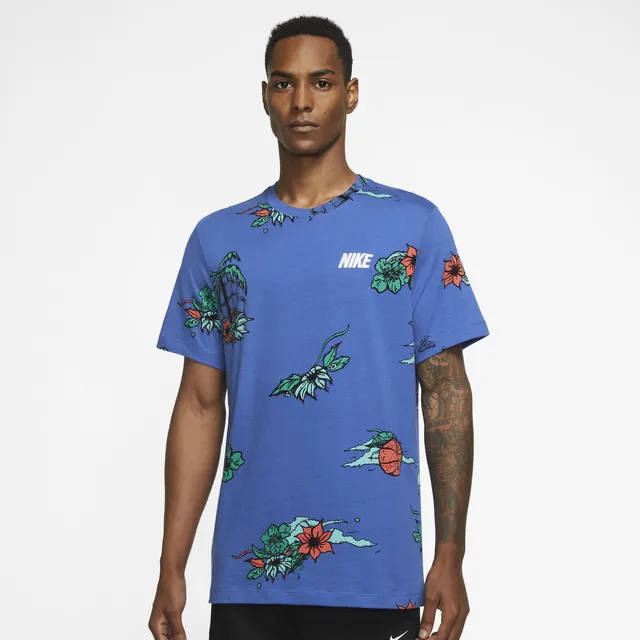 Nike graphic outlet tees footlocker