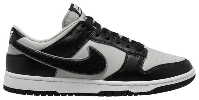 Nike on sale dunk footlocker