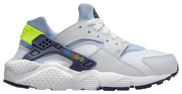 Nike huarache store gripp footlocker