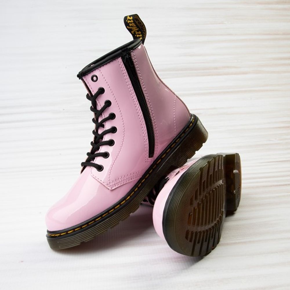 Dr martens outlet baby pink