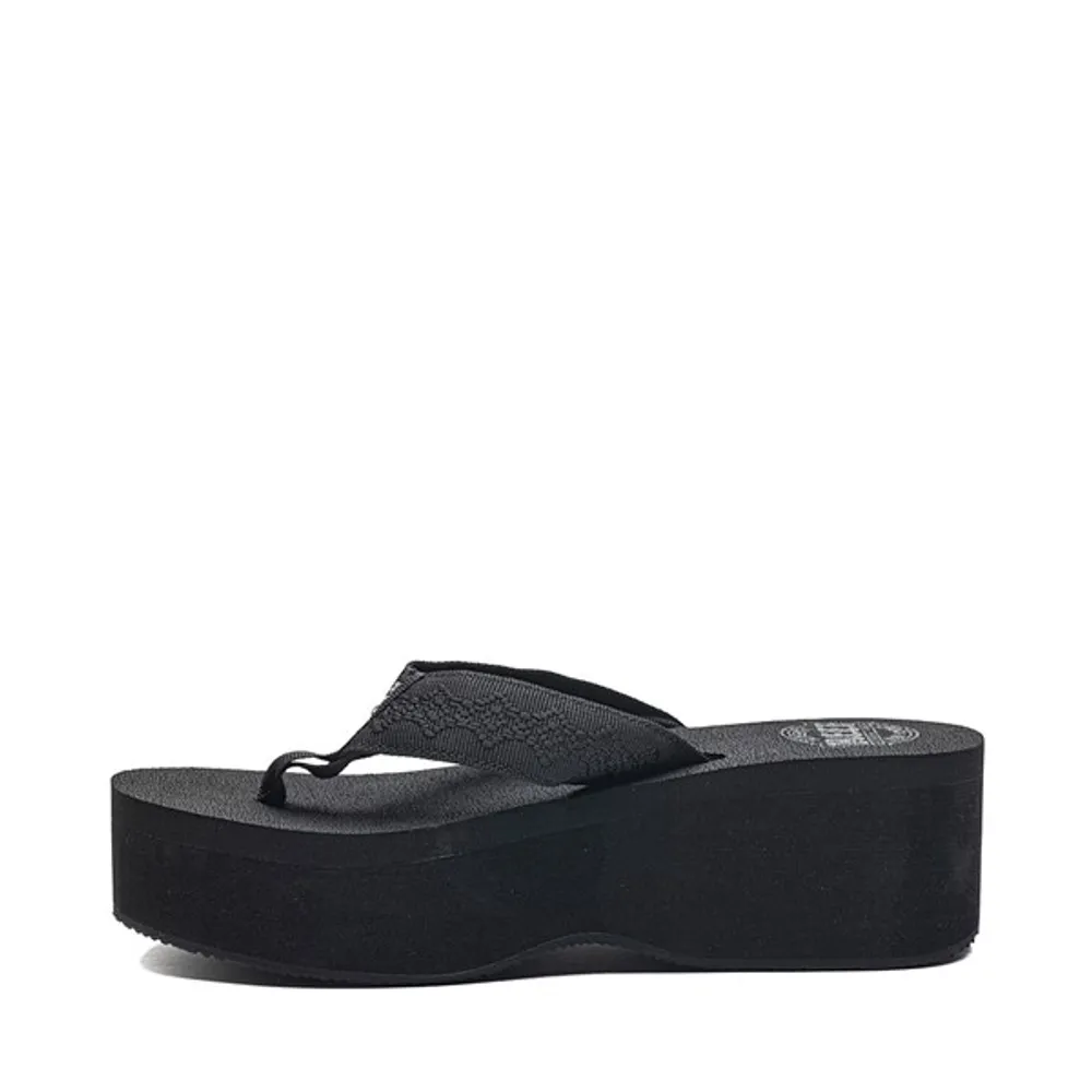 Platform hot sale sandals journeys