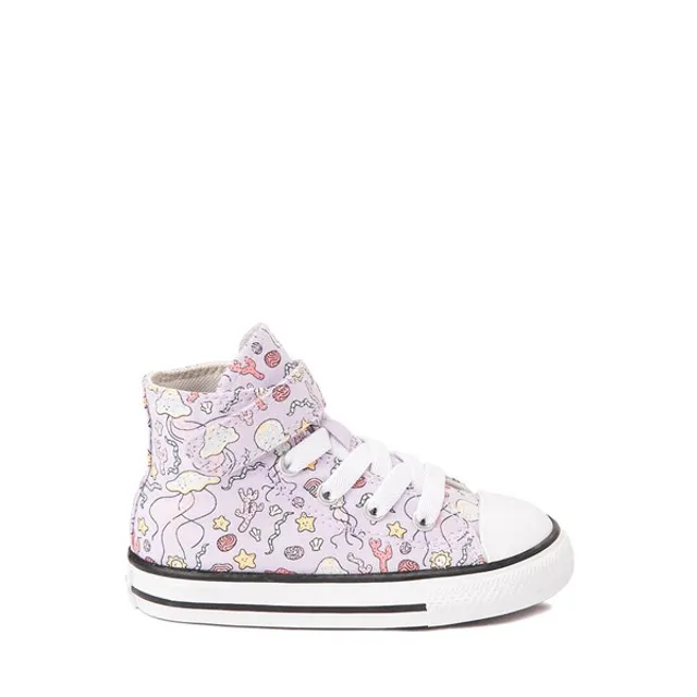 Hello kitty shop converse at journeys