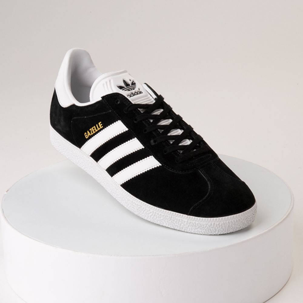 Adidas Mens adidas Gazelle Athletic Shoe - Black | Mall of America®