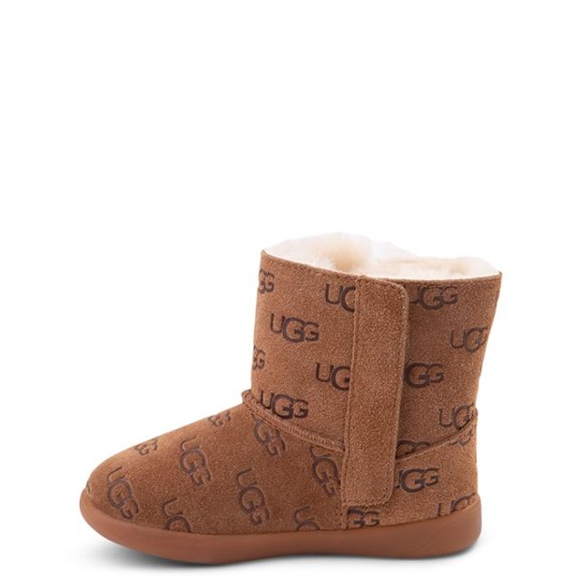 Ugg boots with ugg best sale written all over it