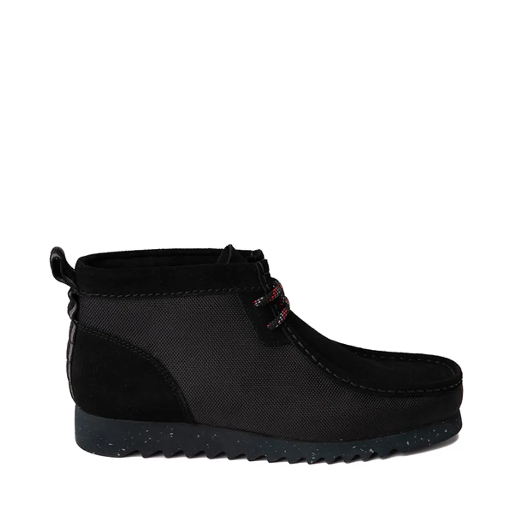 Clarks Mens Clarks Wallabee 2 FTRE Chukka Boot | Mall of America®