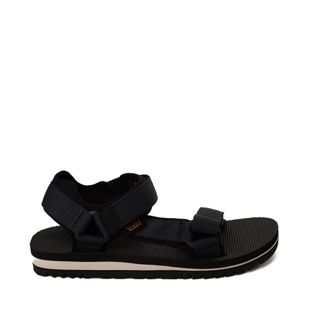 American eagle online tevas