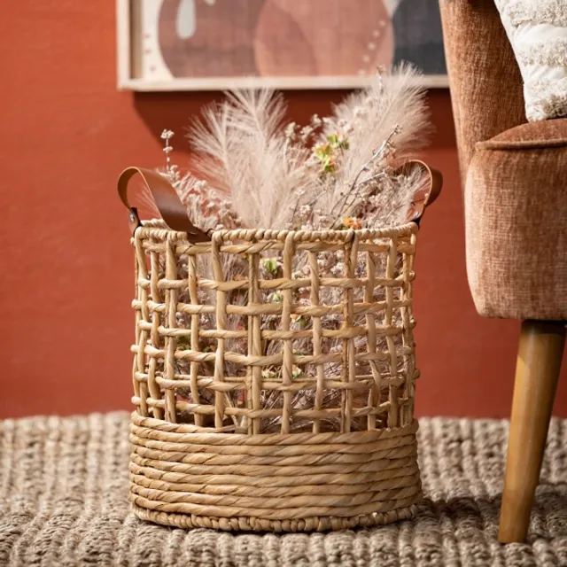 Kirklands blanket online basket