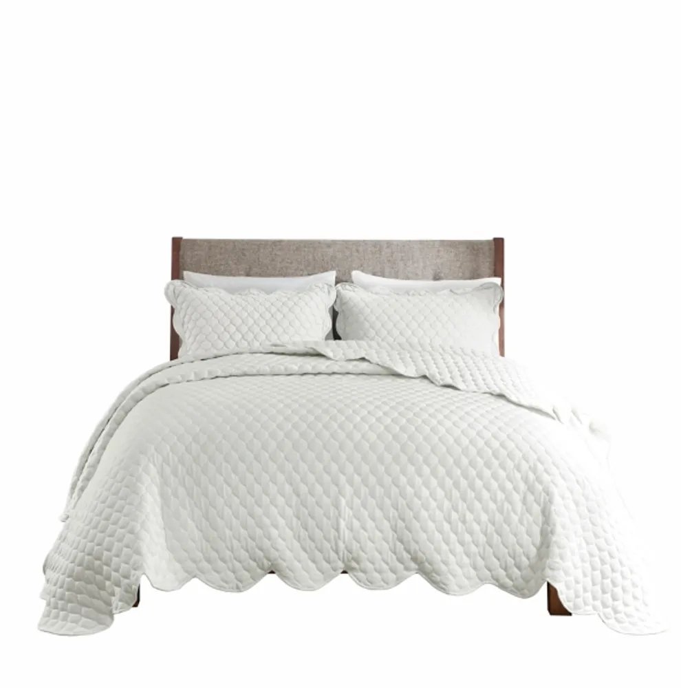 Kirkland s Ivory Scalloped Crinkle 3 pc Cali King Quilt Set Hamilton kirkland-s-ivory-scalloped-crinkle-3-pc-cali-king-quilt-set-hamilton