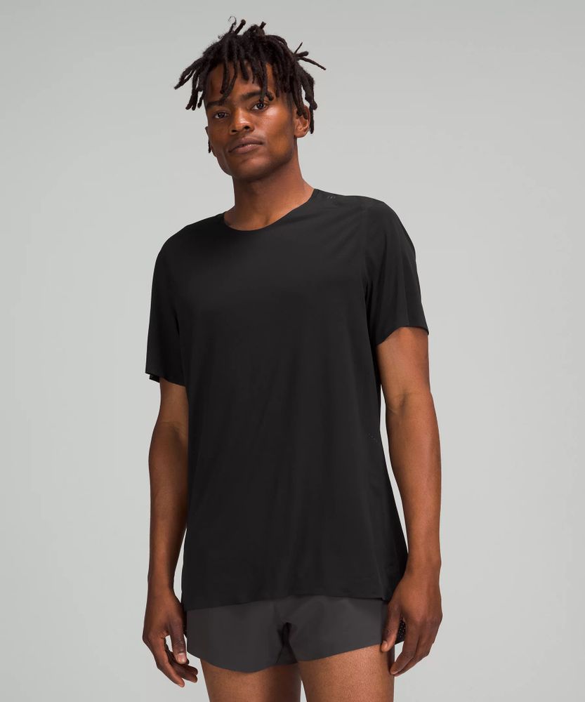 Lululemon short sleeve store shirts