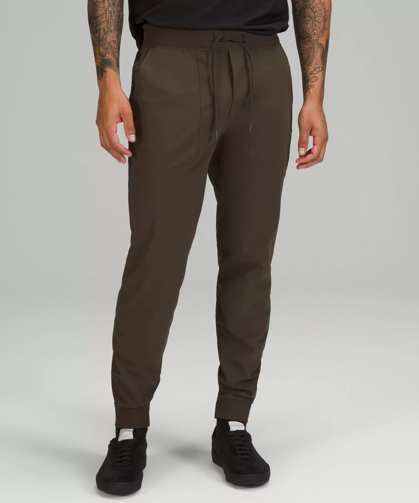 Lululemon mens deals jogging pants