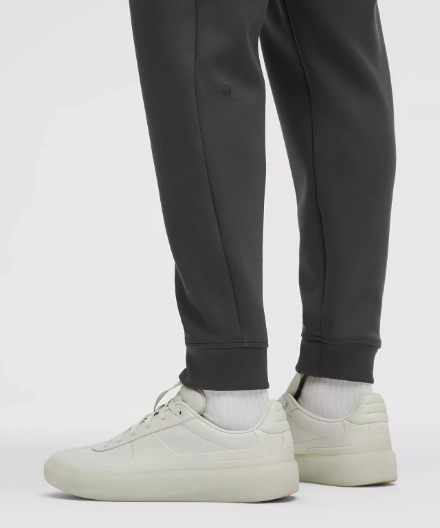 新品　ルルレモン　Throwback Base Runner HR Jogger Throwback Base Runner High-Rise Jogger *Full Length