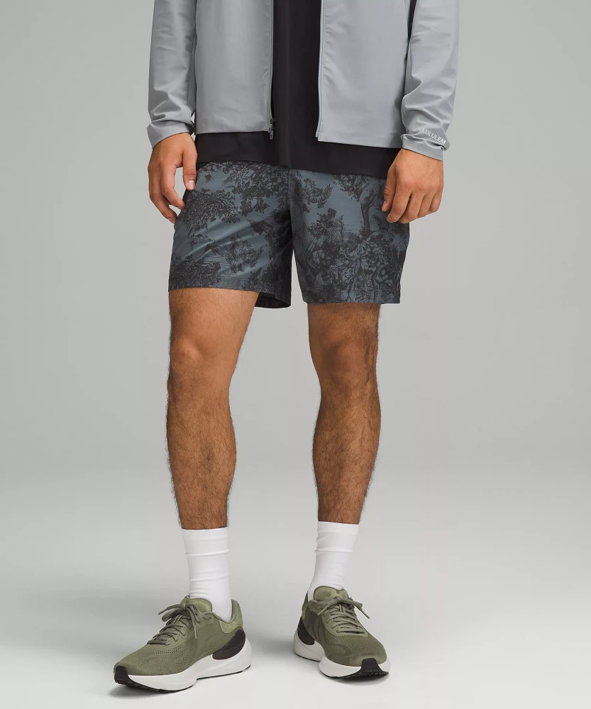 Lululemon hotsell Pace Breaker Reflective Shorts