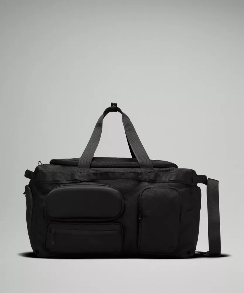 Lululemon duffle best sale bag mens