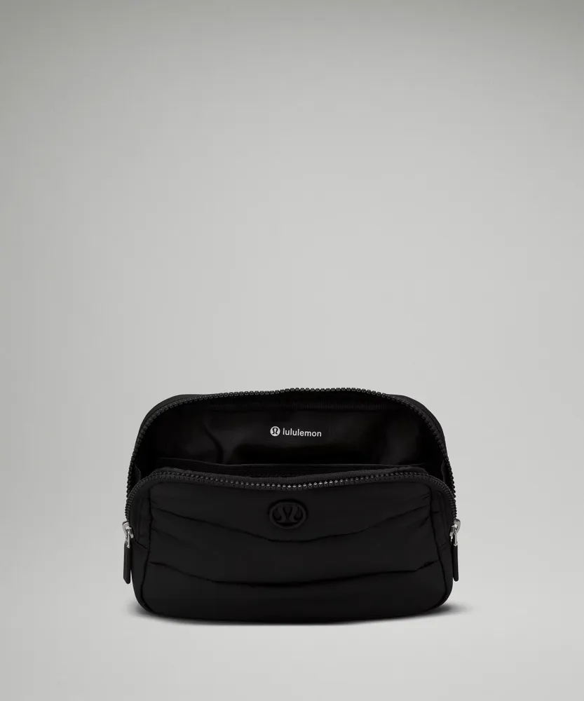 Lululemon Everywhere Black Belt Bag popular 2L