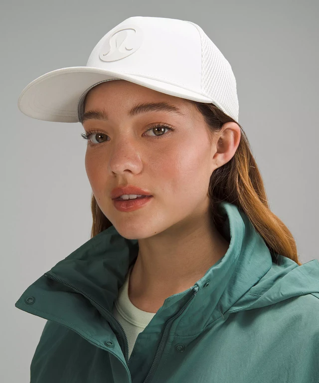 ★lululemon★ロゴ入★メッシュバック★ユニセックスTrucker Hat ルルレモン☆Trucker Hat ロゴ メッシュバック・ユニセックス