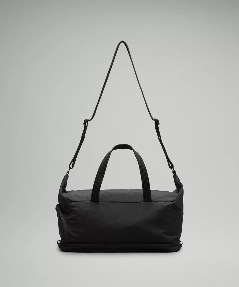 Lululemon athletica 3-in-1 Gym Duffle Bag 30L at Hamilton Place in
