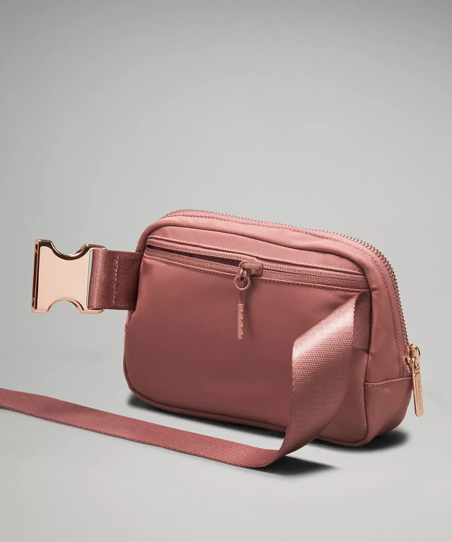 lululemon☆追跡付き ユニセックス Everywhere ベルトバッグ☆1L Everywhere ベルトバッグ 1L | バッグ | Lululemon JP