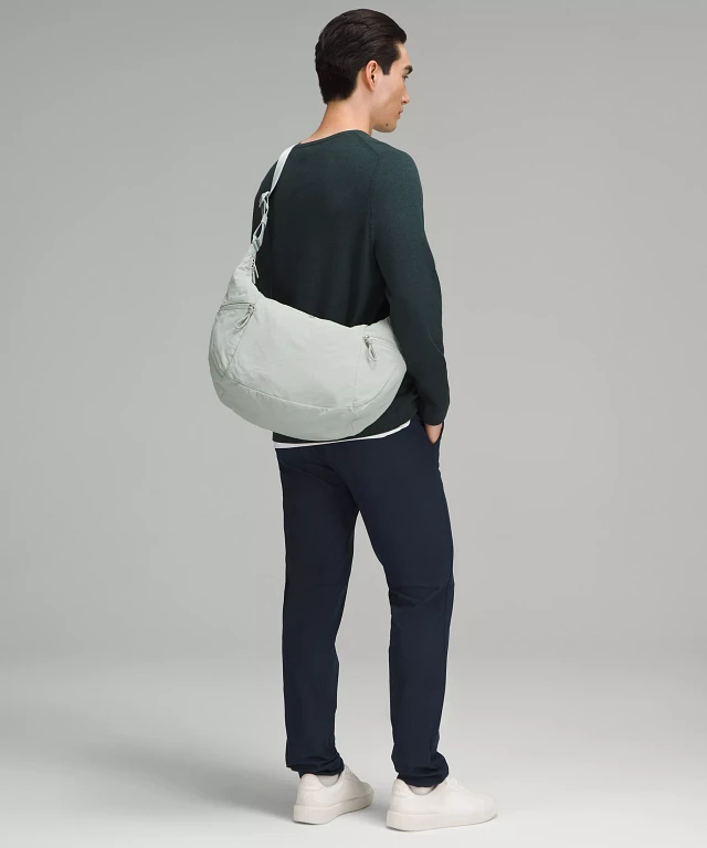 Lululemon athletica Large Slouchy Sling Bag 13L | Unisex