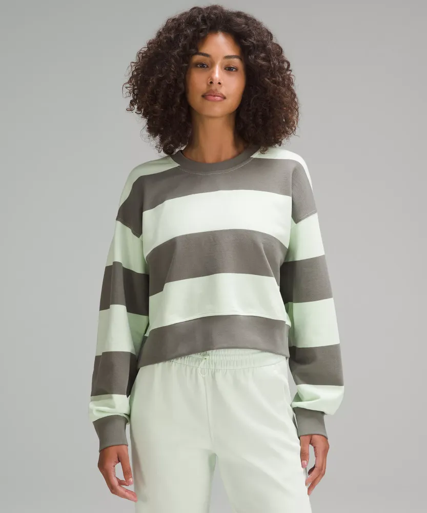 Levi's diana graphic sweatshirt best sale in stripe